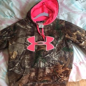Under armour women’s xs hoodie